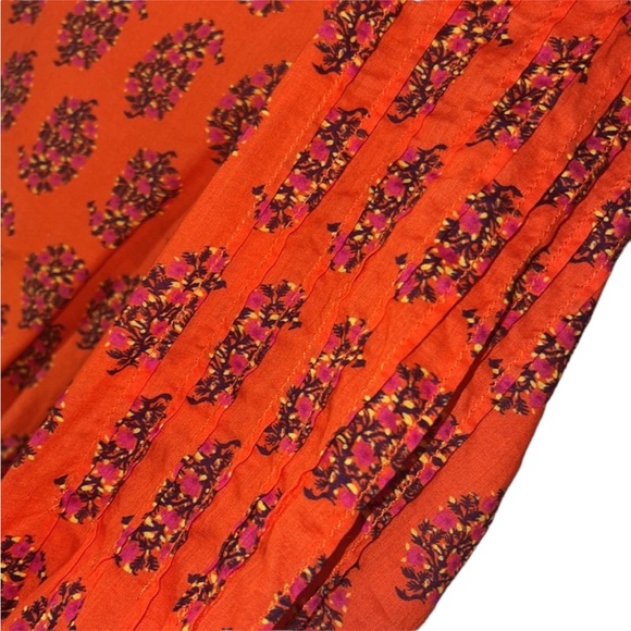 Tory Burch long sleeved multi color top. Size 6.  Absolutely beautiful - Picture 11 of 14